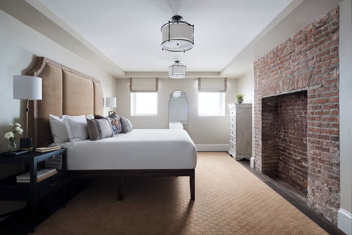 Room 2 of 15