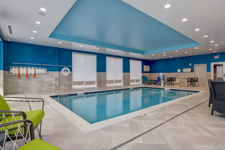 Pool 63 of 83
