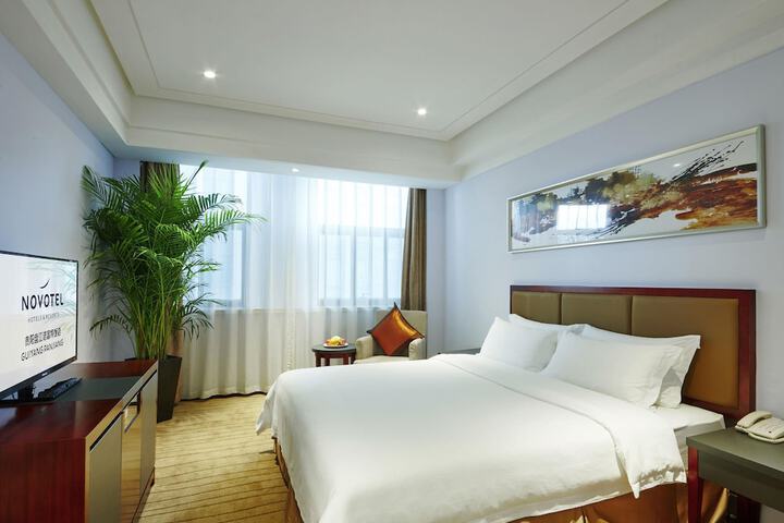 Room 25 of 72