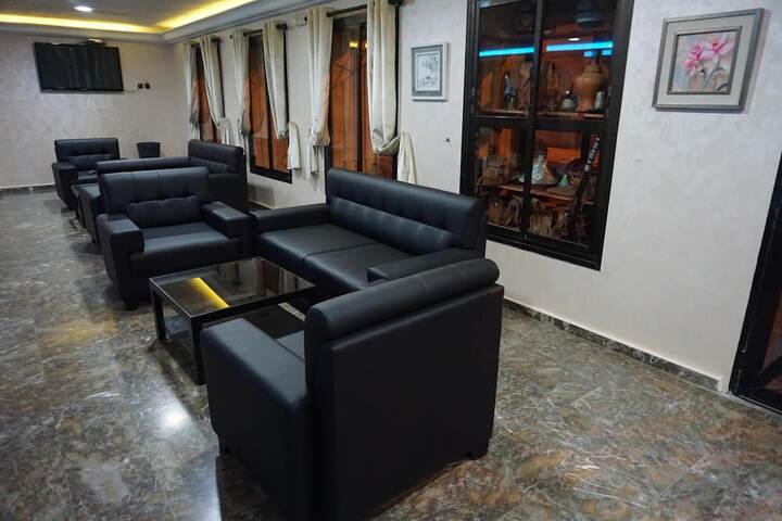 Guest Lobby