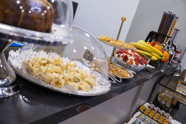 Breakfast/Coffee Service 40 of 42