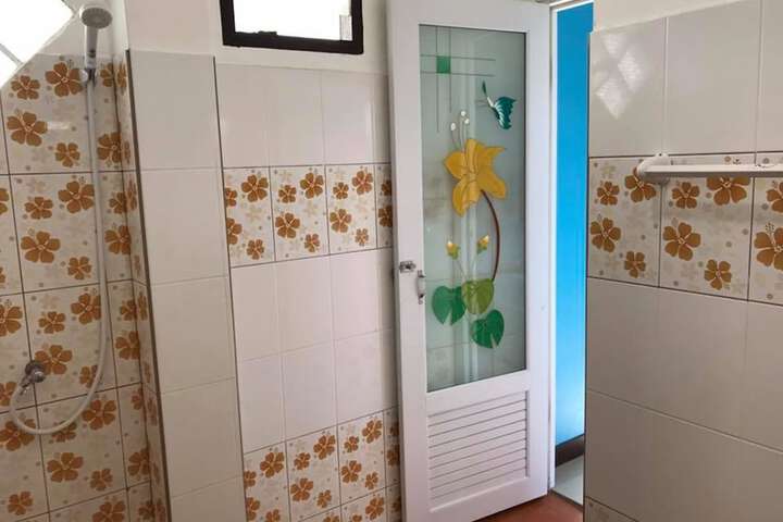 Room 16 of 41