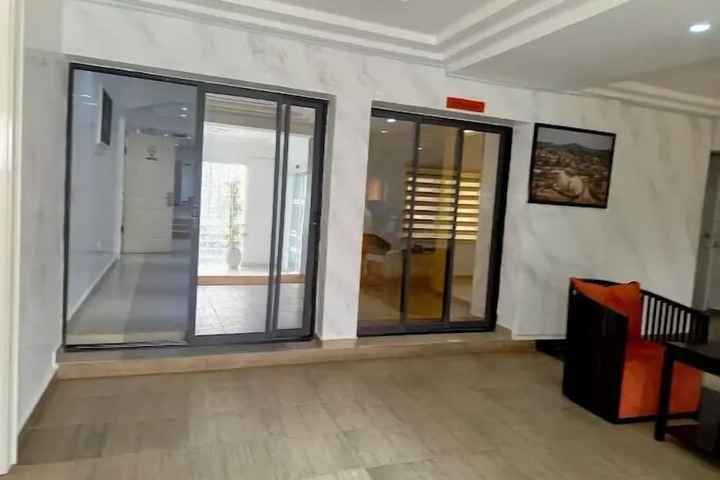 La Monde Hotel and Suites