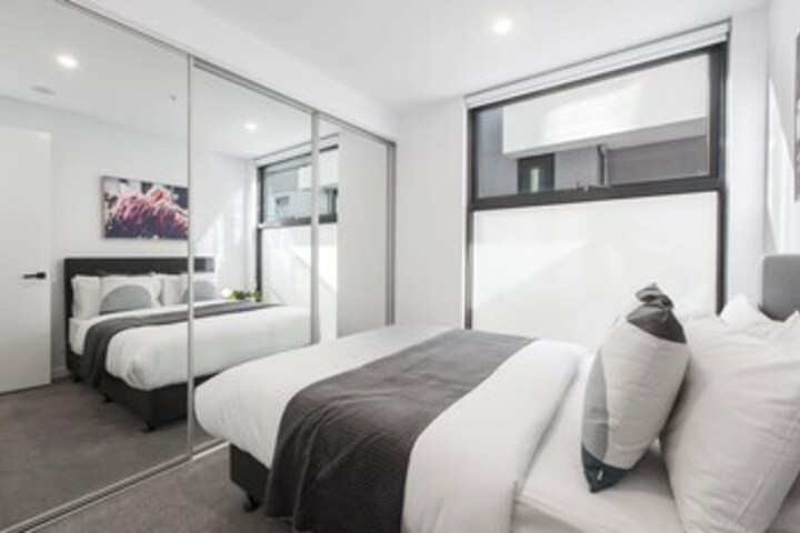 Room 7 of 25