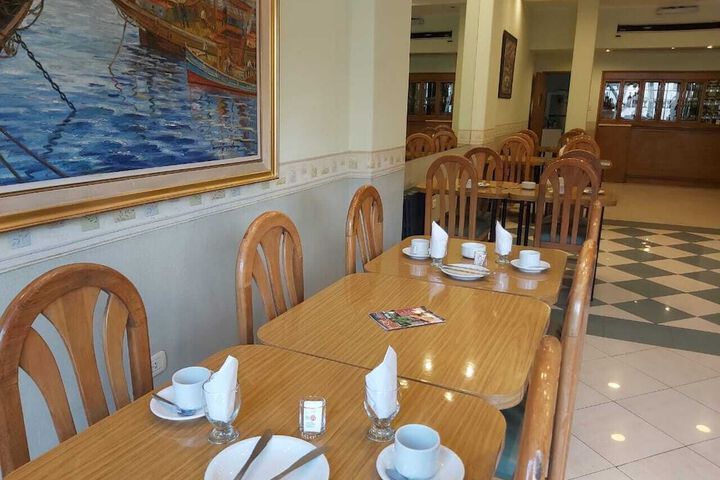 Entrance & Lobby