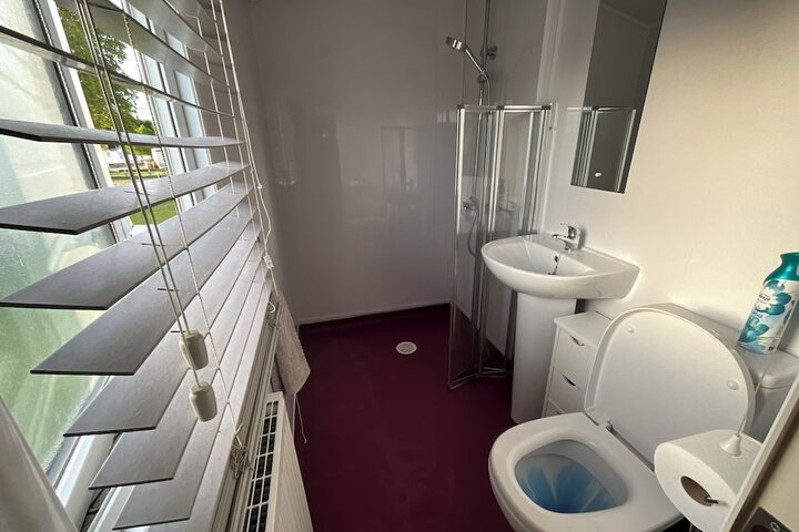 Room 13 of 23