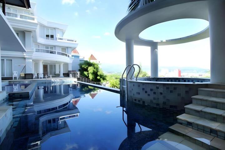 Hotel Minahasa