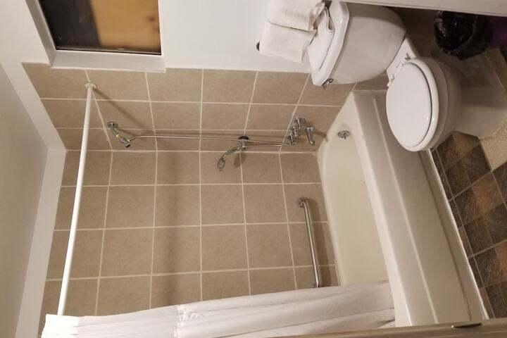 Room 14 of 22