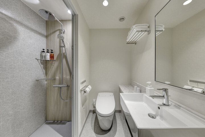 Clean Restrooms