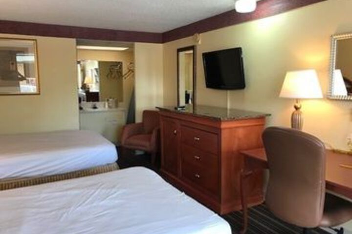 Room 17 of 29