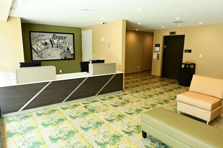 Hotel Interior 3 of 27