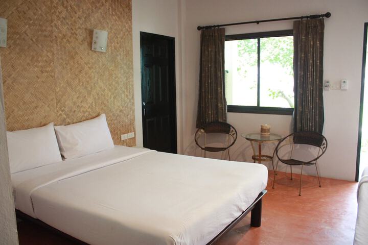 Room 9 of 51