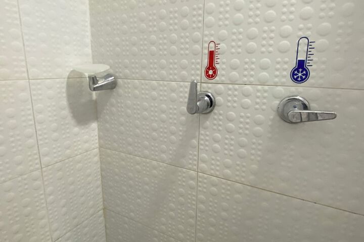 Room 82 of 92