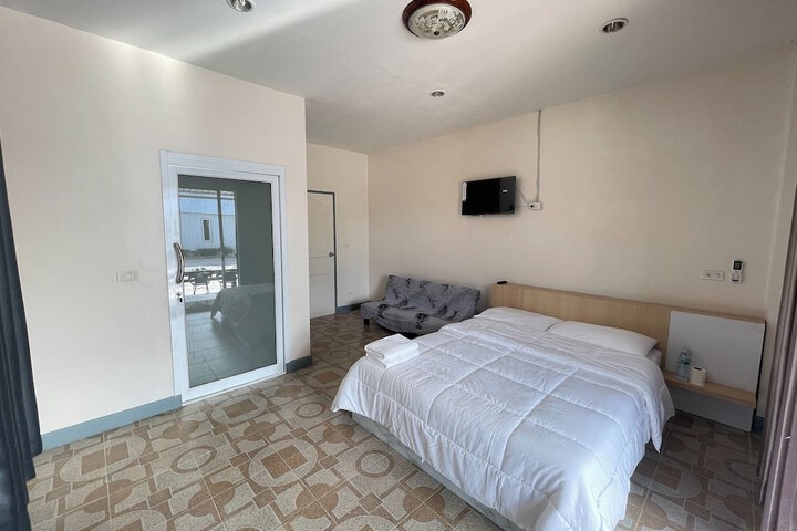 Room 11 of 109