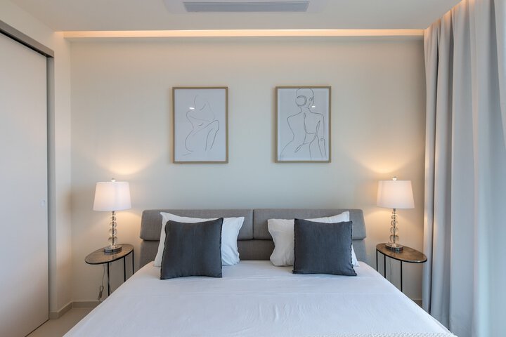 Room 18 of 1000