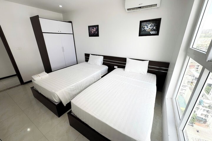 Room 16 of 27