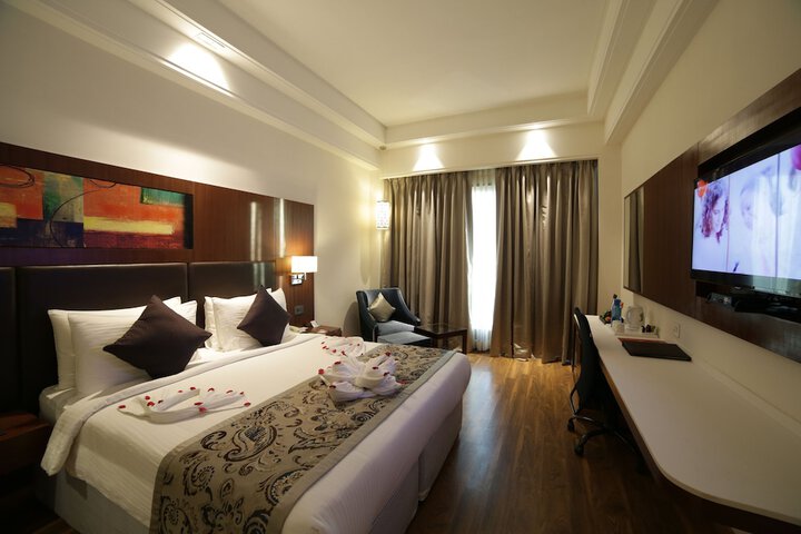 Room 16 of 54