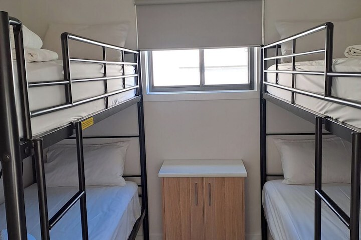 Room 6 of 50