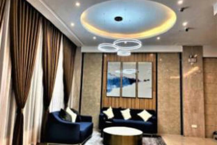 H Hengrui Hotel (Xianning Vocational and Technical College Branch)