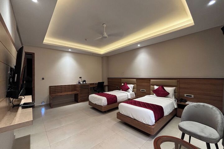 Room 5 of 20