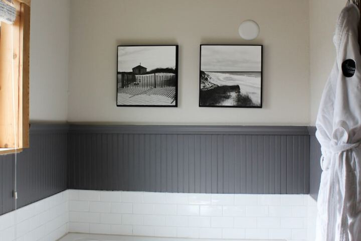 Deep soaking bathtub