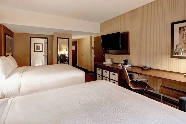 Room 42 of 95