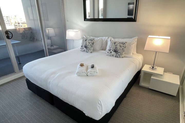 Room 3 of 25