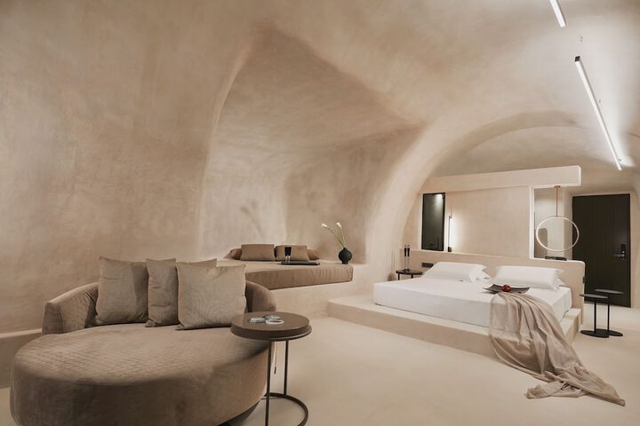 Room 26 of 75