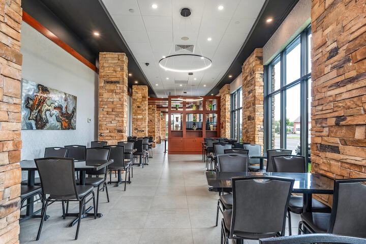 Breakfast area