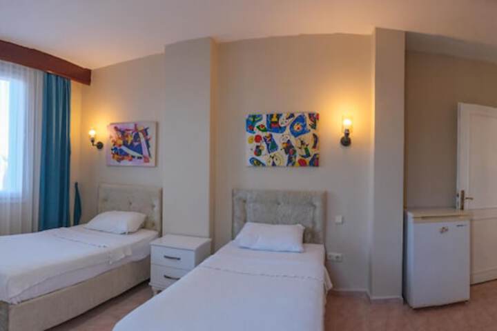Room 20 of 27
