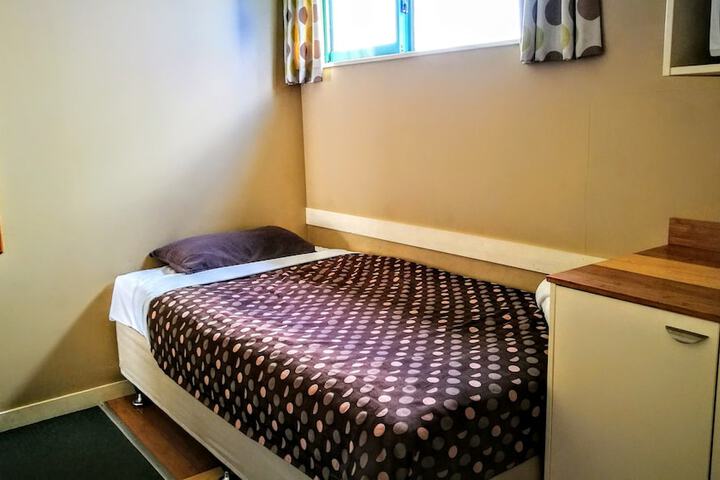 Room 17 of 74