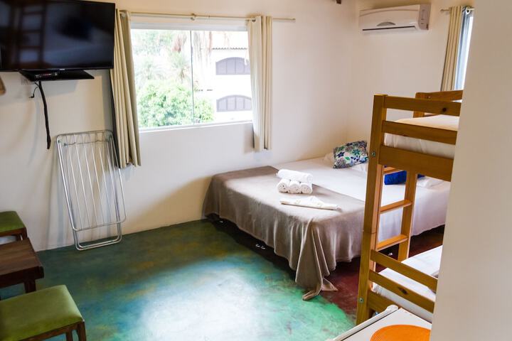 Room 40 of 99