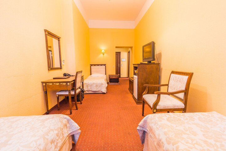 Room 28 of 131