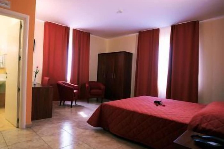 Room 18 of 64