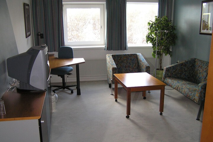 Room 13 of 40