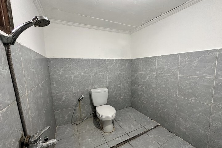 Room 24 of 29