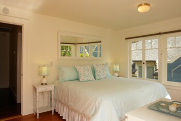 Room 17 of 21
