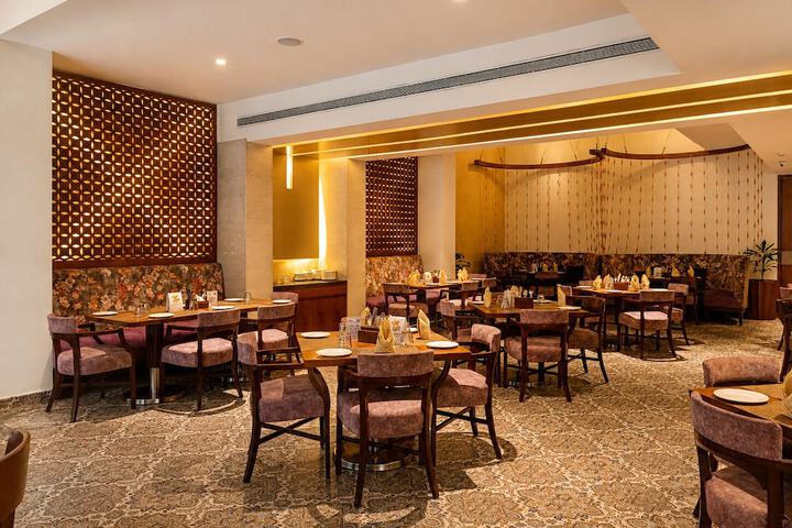 Dining 60 of 67
