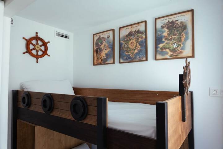Room 20 of 43
