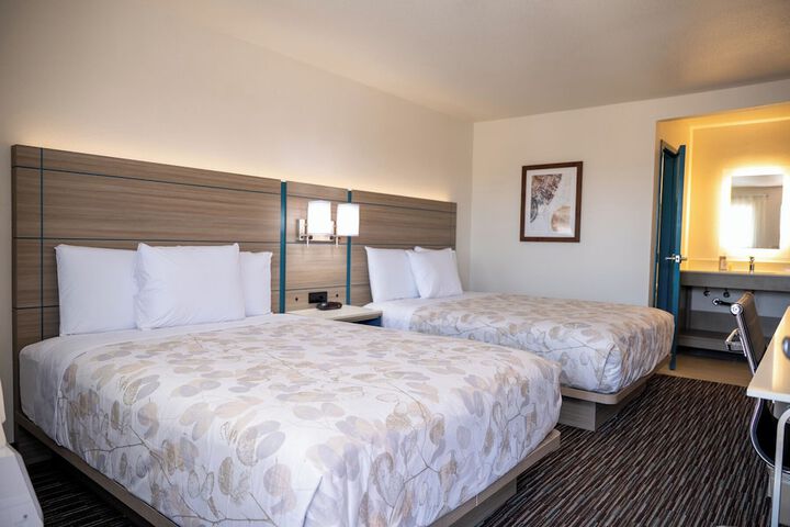 Room 6 of 21