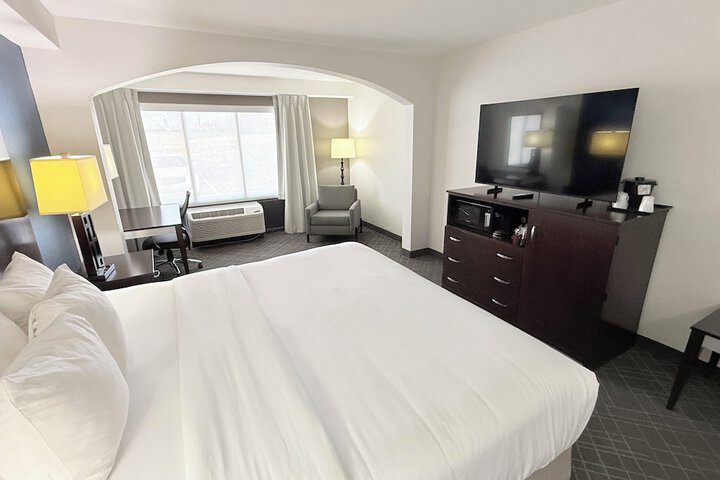 Room 33 of 58