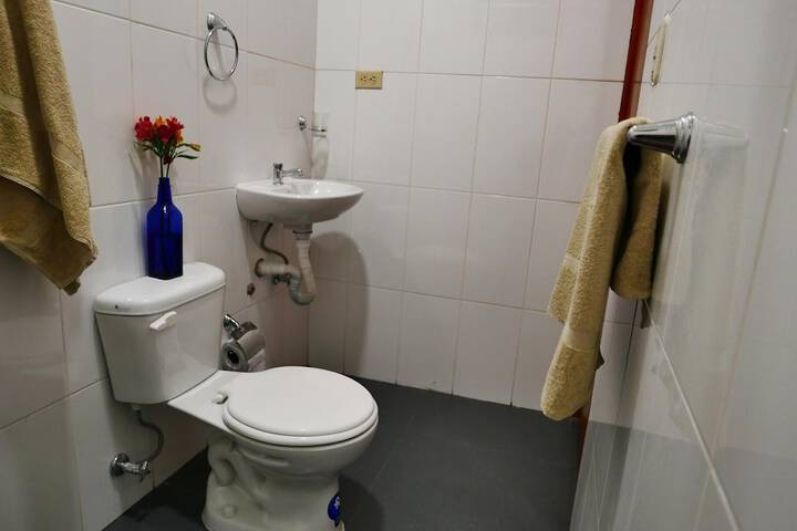 Room 25 of 49