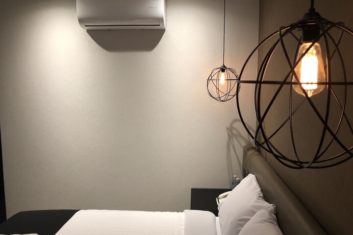 Room 12 of 49