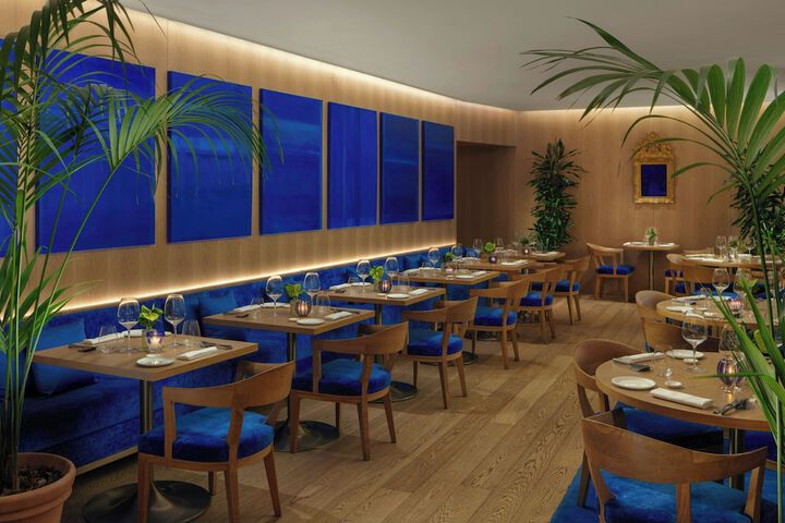 Dining 62 of 82