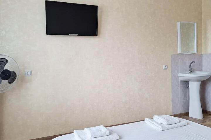 Room 3 of 54