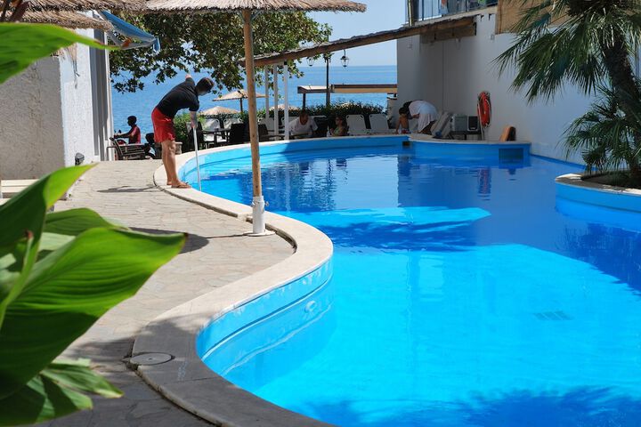 Kanelli Beach in Aigialeia