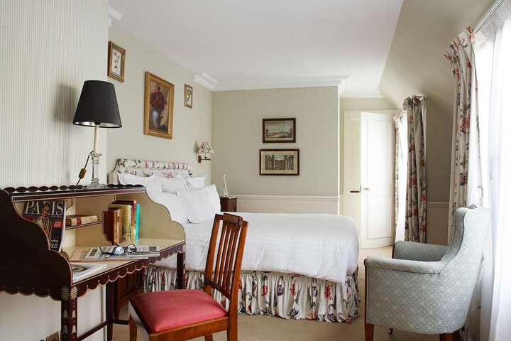 Room 3 of 14