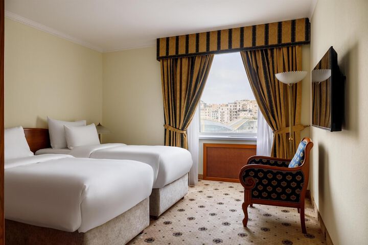 Room 36 of 219