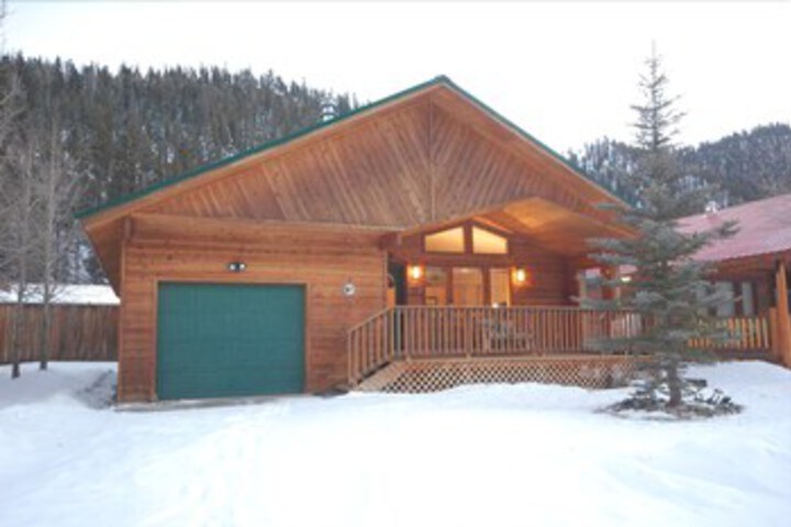 Image of Pinon Valley Cabin
