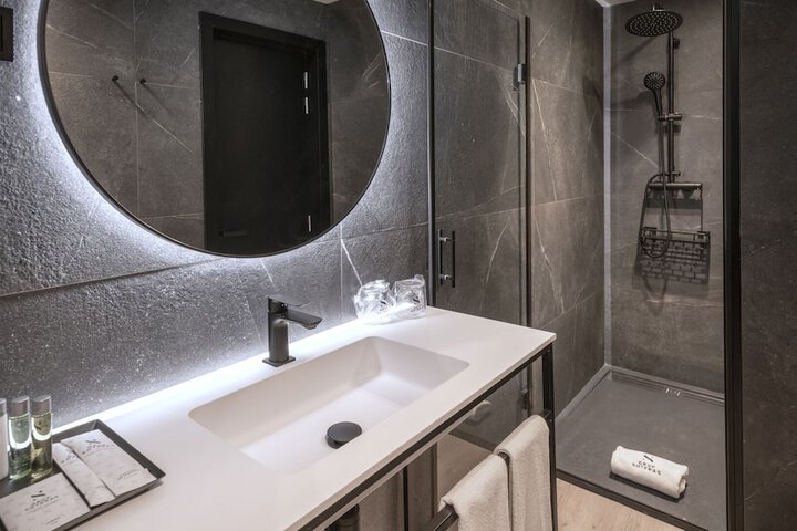 Bath Interior